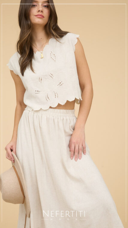 Conjunto Blusa y falda con bordado Arena D6848