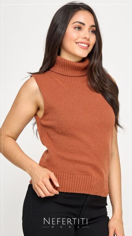 Blusa sin manga cuello tortuga Terracota T16194