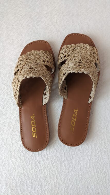 Cheer Up Natural Raffia Z3596