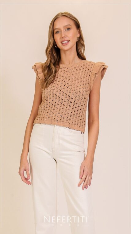 Blusa tejida con orificios vuelo en manga Beige Oscuro T16308