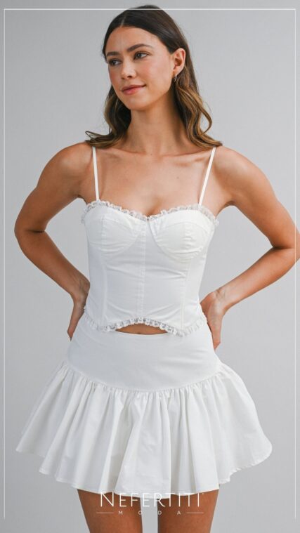 Conjunto Blusa bustier y falda vuelos corta Blanco D7439