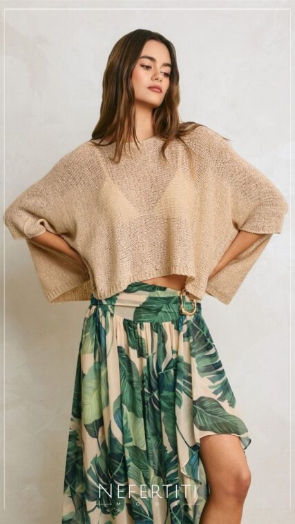 Blusa tejida tipo poncho Beige T17469