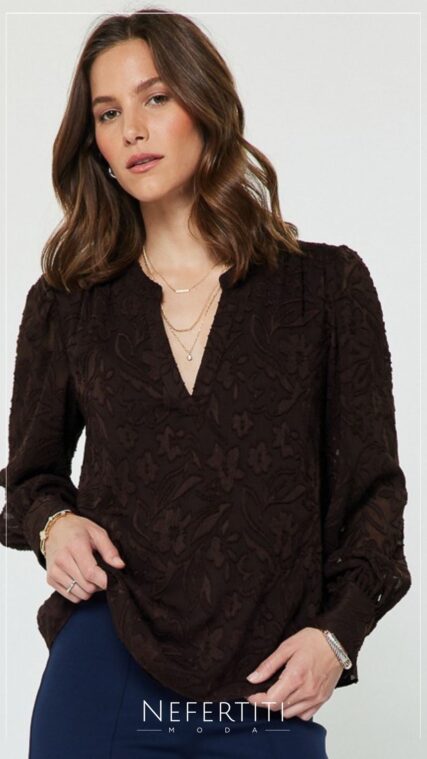 Blusa manga larga textura flores Cafe T17370